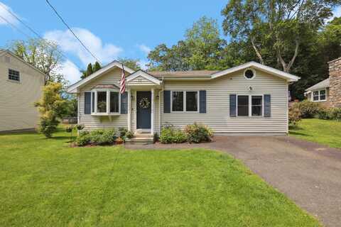 52 Berkshire Drive, Brookfield, CT 06804
