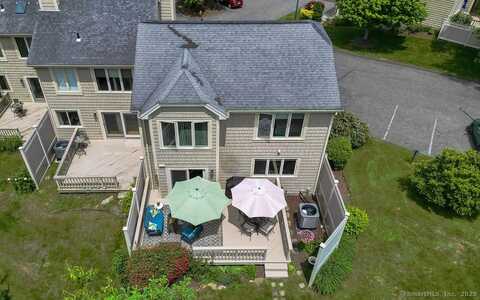 12 Boulevard Drive, Danbury, CT 06810