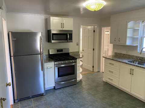 81 Soundview Avenue, Norwalk, CT 06854