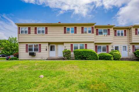 68 Round Tree Drive, Naugatuck, CT 06770