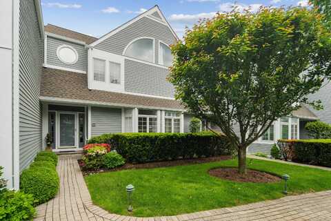 44 Hale Lane, Darien, CT 06820