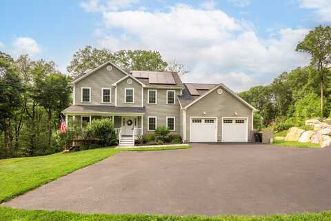 13 Spruce Ridge Drive, New Fairfield, CT 06812