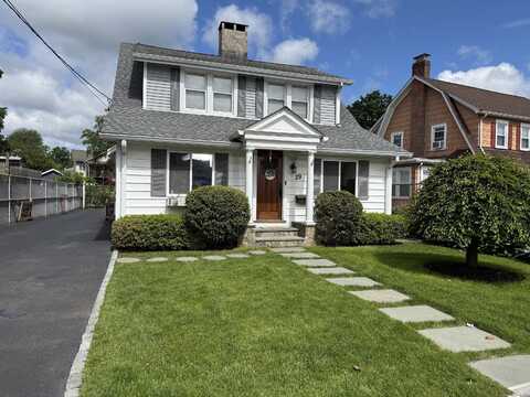 29 Harriet Street, Norwalk, CT 06851