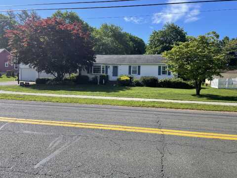 67 Geer Street, Cromwell, CT 06416