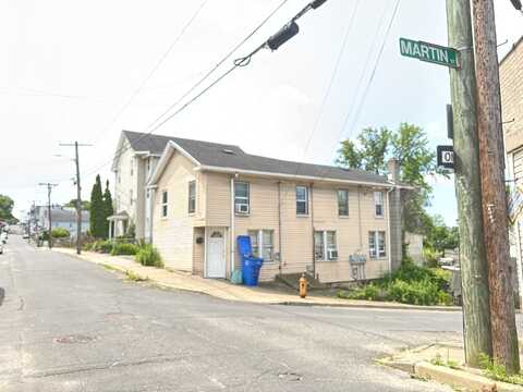 32 Ridge Street, Waterbury, CT 06706