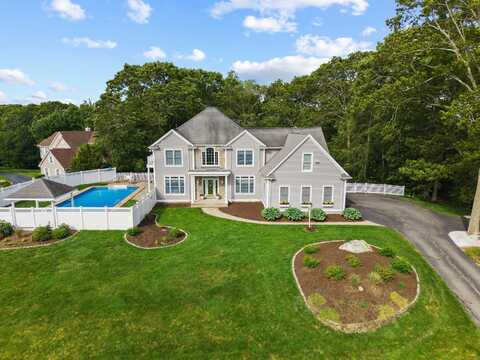 9 Leeward Lane, Groton, CT 06340