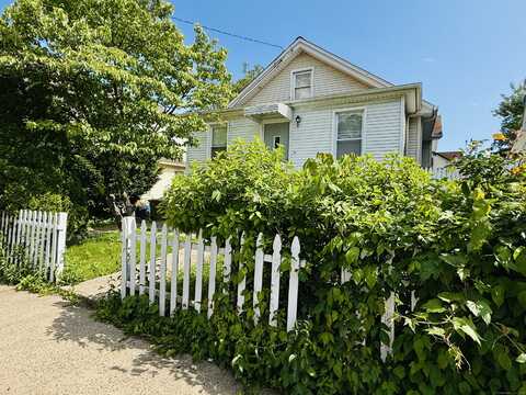 75 Frank Street, Stamford, CT 06902