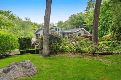 50 Parish Road North, New Canaan, CT 06840
