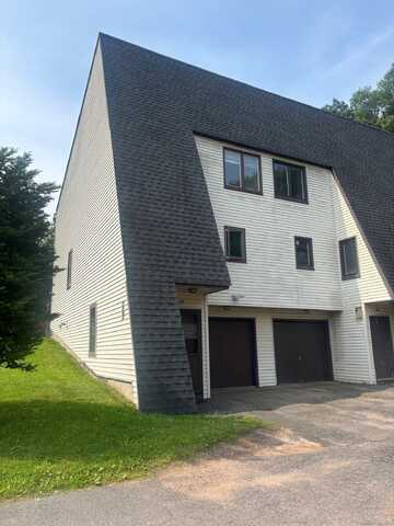 167 High Top Circle West, Hamden, CT 06514