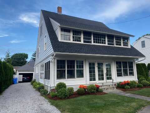 33 Grove Avenue, Madison, CT 06443