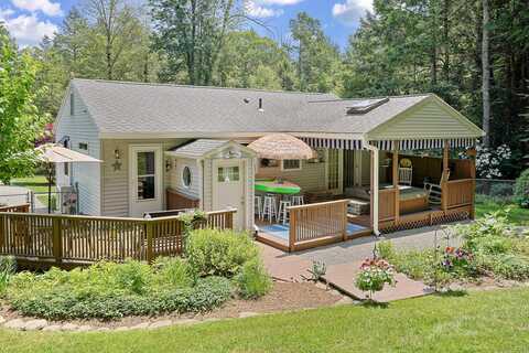 47 Little Bungee Hill Road, Woodstock, CT 06282