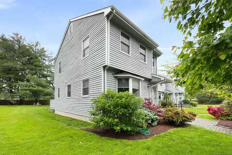 57 Edge Hill Court, Fairfield, CT 06824