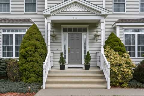 546 White Plains Road, Trumbull, CT 06611