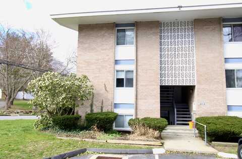 63 Niles Hill Road, New London, CT 06320