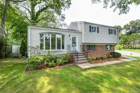 34 Amherst Place, Stamford, CT 06902