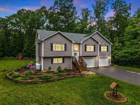 43 Old Young Street, East Hampton, CT 06424