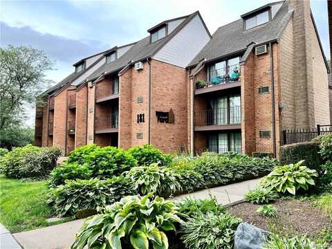 181 Loomis Drive, West Hartford, CT 06107