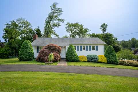 20 Heritage Hill Road, Branford, CT 06405
