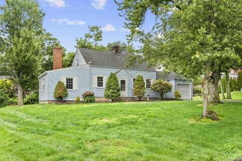 5 Skiff Parkway, North Haven, CT 06473