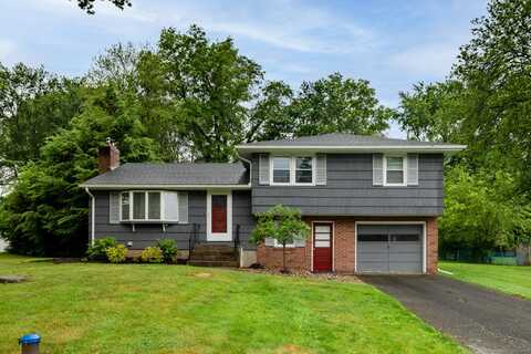 38 Evelyn Road, Bristol, CT 06010