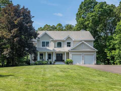 9 Bailey Drive, Guilford, CT 06437