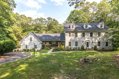 39 Wampum Hill Road, Weston, CT 06883