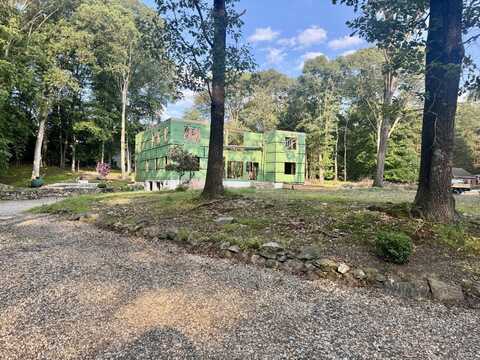 53 Deerfield Drive, Stamford, CT 06903