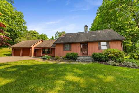 389 Chamberlain Road, Middletown, CT 06457