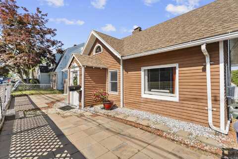 100 Boston Terrace, Bridgeport, CT 06610