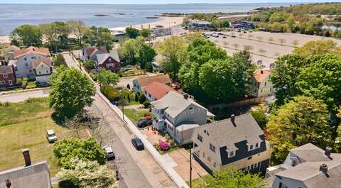 46 Park Street, New London, CT 06320