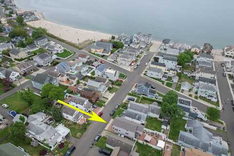 25 Milesfield Avenue, Milford, CT 06460