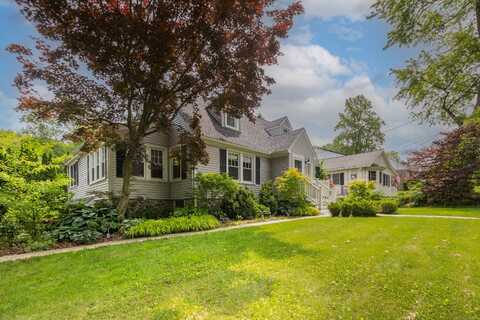 1 Yale Avenue, Middlebury, CT 06762