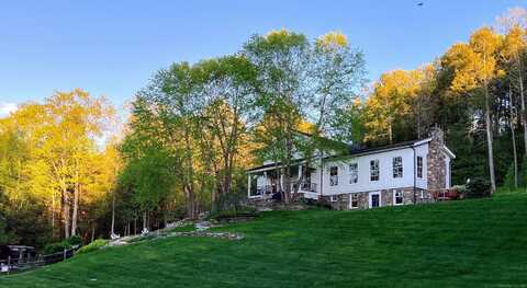 225 Roxbury Road, Washington, CT 06793