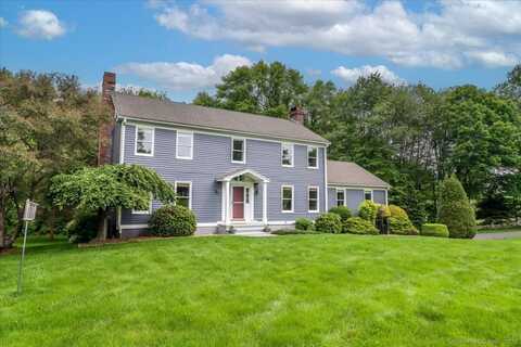 10 Hundred Acres Road, Newtown, CT 06470