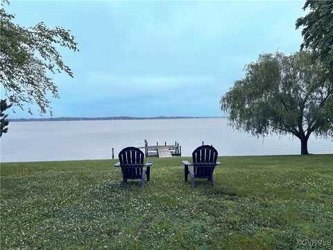 4030 Wellfords Wharf Road, Warsaw, VA 22572