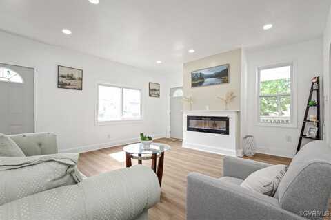 215 S South Street, Petersburg, VA 23803