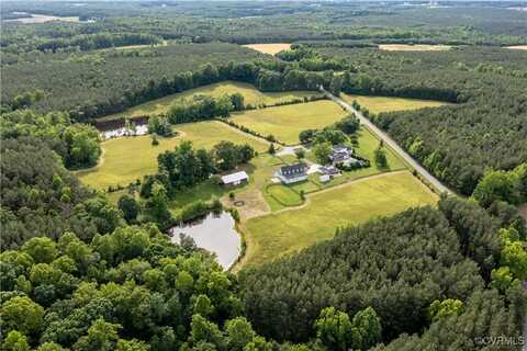 3122 W Creek Road, Nottoway, VA 23930