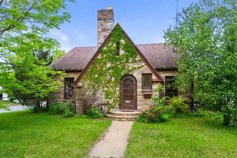 1140 LINDBERGH AVENUE, Stevens Point, WI 54481