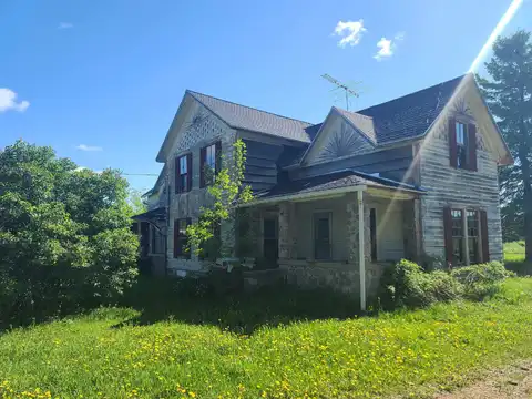 N10130 STATE HIGHWAY 49, Iola, WI 54945