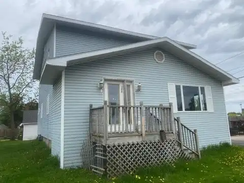 208 E 4TH STREET, Marshfield, WI 54449