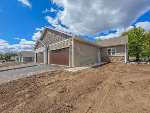 2100 S IRONWOOD AVENUE, Marshfield, WI 54449