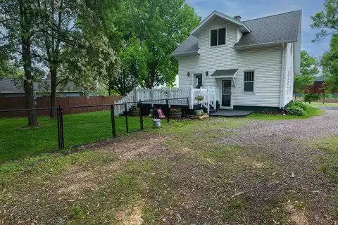 611 W DEPOT STREET, Marshfield, WI 54449