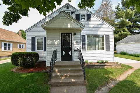 1923 WELSBY AVENUE, Stevens Point, WI 54481