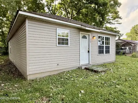229 4th Avenue, Dyersburg, TN 38024