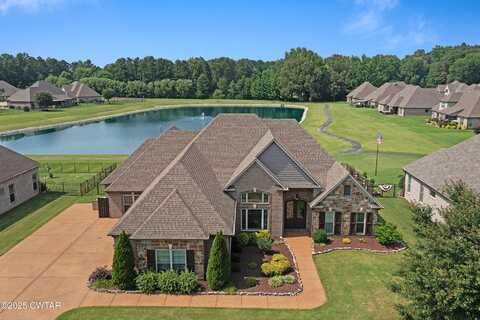3 Rock Pointe Drive, Jackson, TN 38305