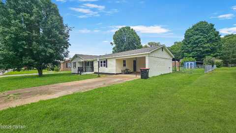 2666 Cole Drive, Humboldt, TN 38343