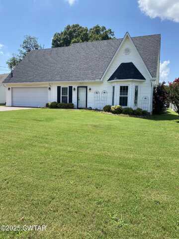 115 Turtle Creek Drive, Jackson, TN 38305
