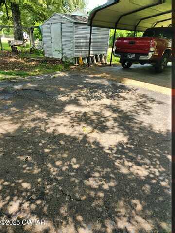 970 Clifton Road, Savannah, TN 38372