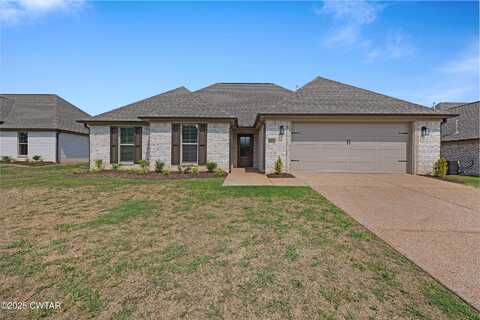 435 Fairway Boulevard, Jackson, TN 38305