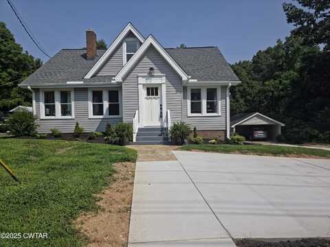 242 Broad Street N, Lexington, TN 38351